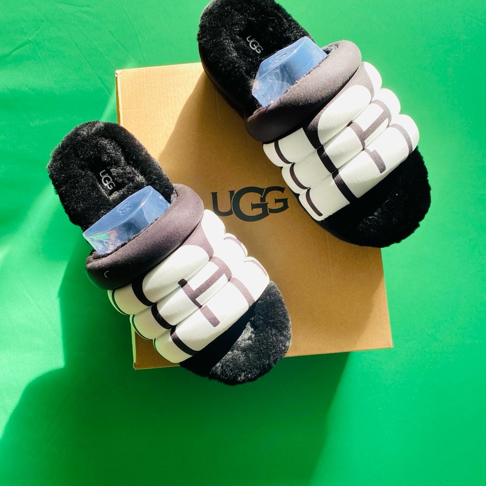 UGG logo platform puffer slide sandals - 8 - New